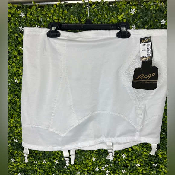 Rago Brand girdle/tummy control garter size 8x - Picture 1 of 3